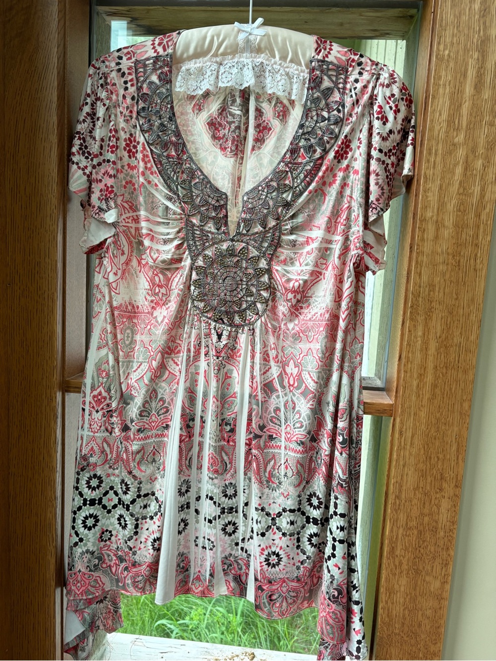 World Unity Top Lace Beadwork High Low Pink Brown Red Burnout Pleats Size Large